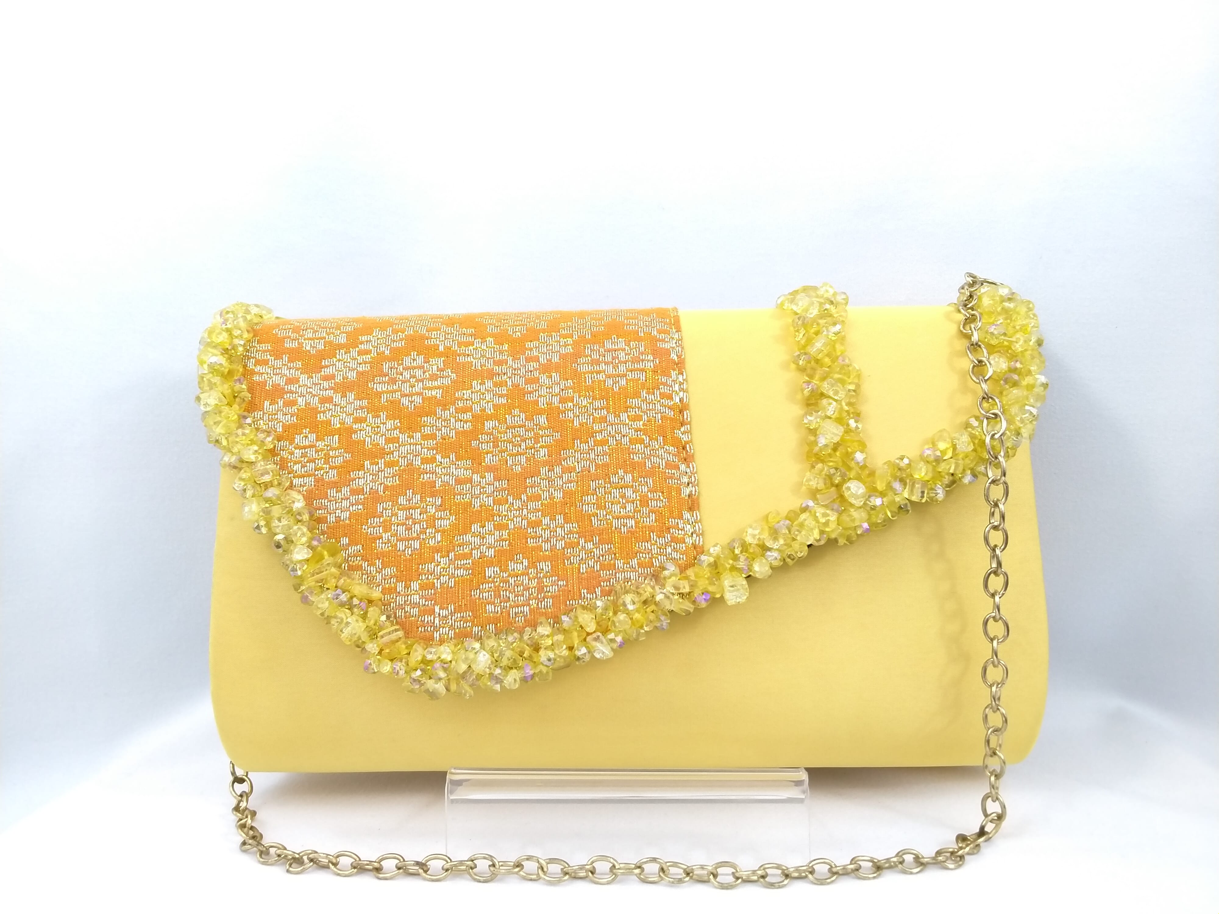 BT-FB09_002 (FRONT VIEW WITH CHAIN)