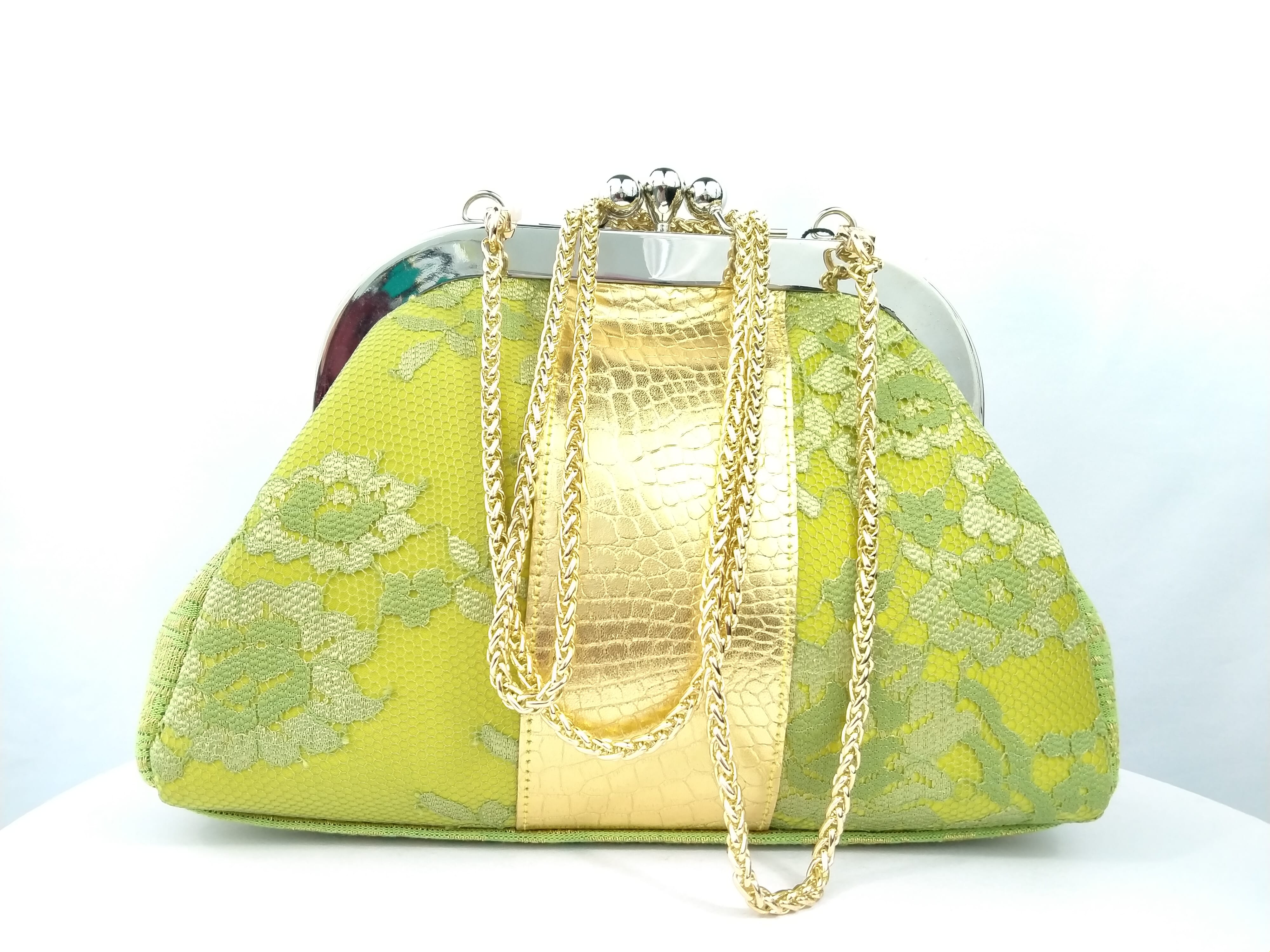 BT-SB04_004 (FRONT VIEW WITH CHAIN)