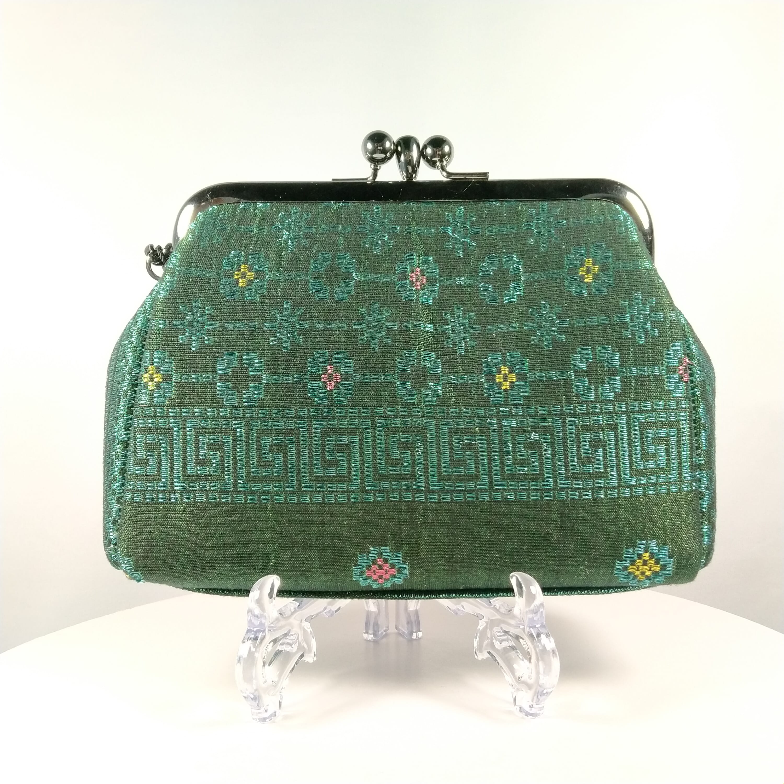 BT-W01_002 (BACK VIEW)