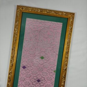 Framed Kain Tenunan