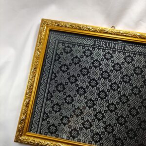 Framed Kain Tenunan