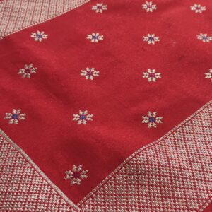 Tenunan Table Runner ( Bertabur Berinti )